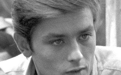 Alain Delon à travers le prisme de la Numérologie : Ce que ses nombres révèlent
